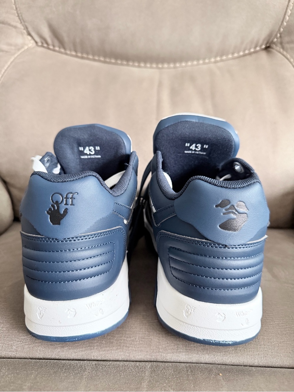Off-White Men's Navy and White Sneakers - Picture 2 of 4
